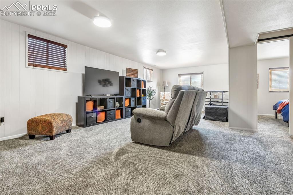 5702 Red Onion Way