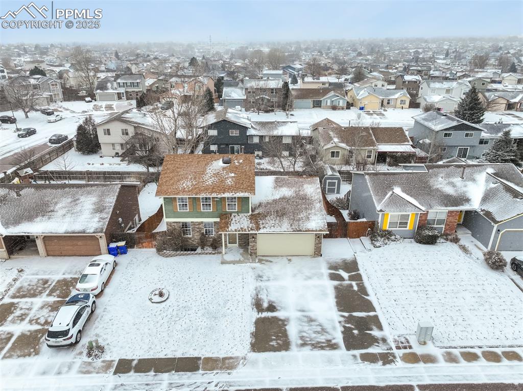 836 Foxwood Drive