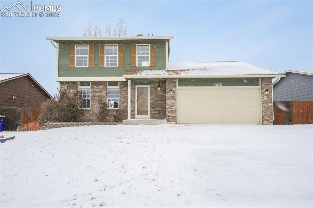 836 Foxwood Drive