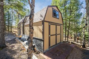 1063 Blossom Road