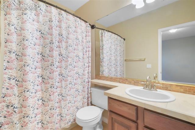 2739 Crooked Vine Court