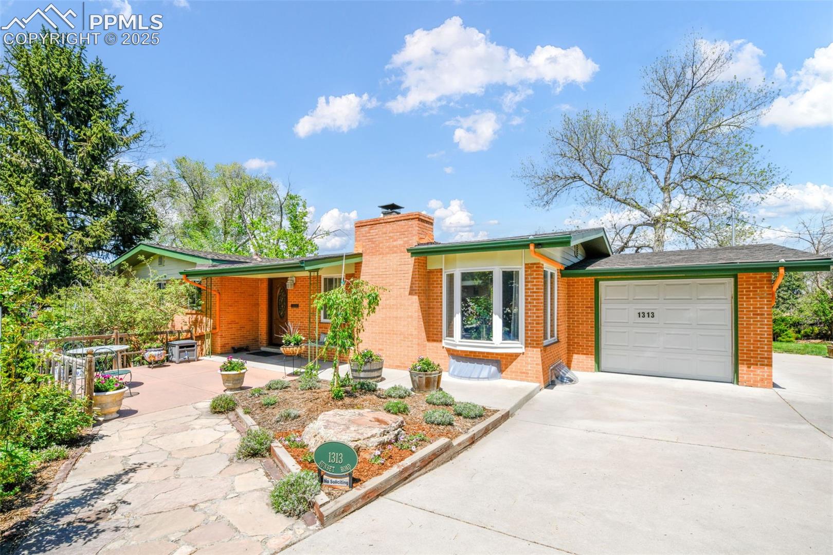 1313 Sunset Road