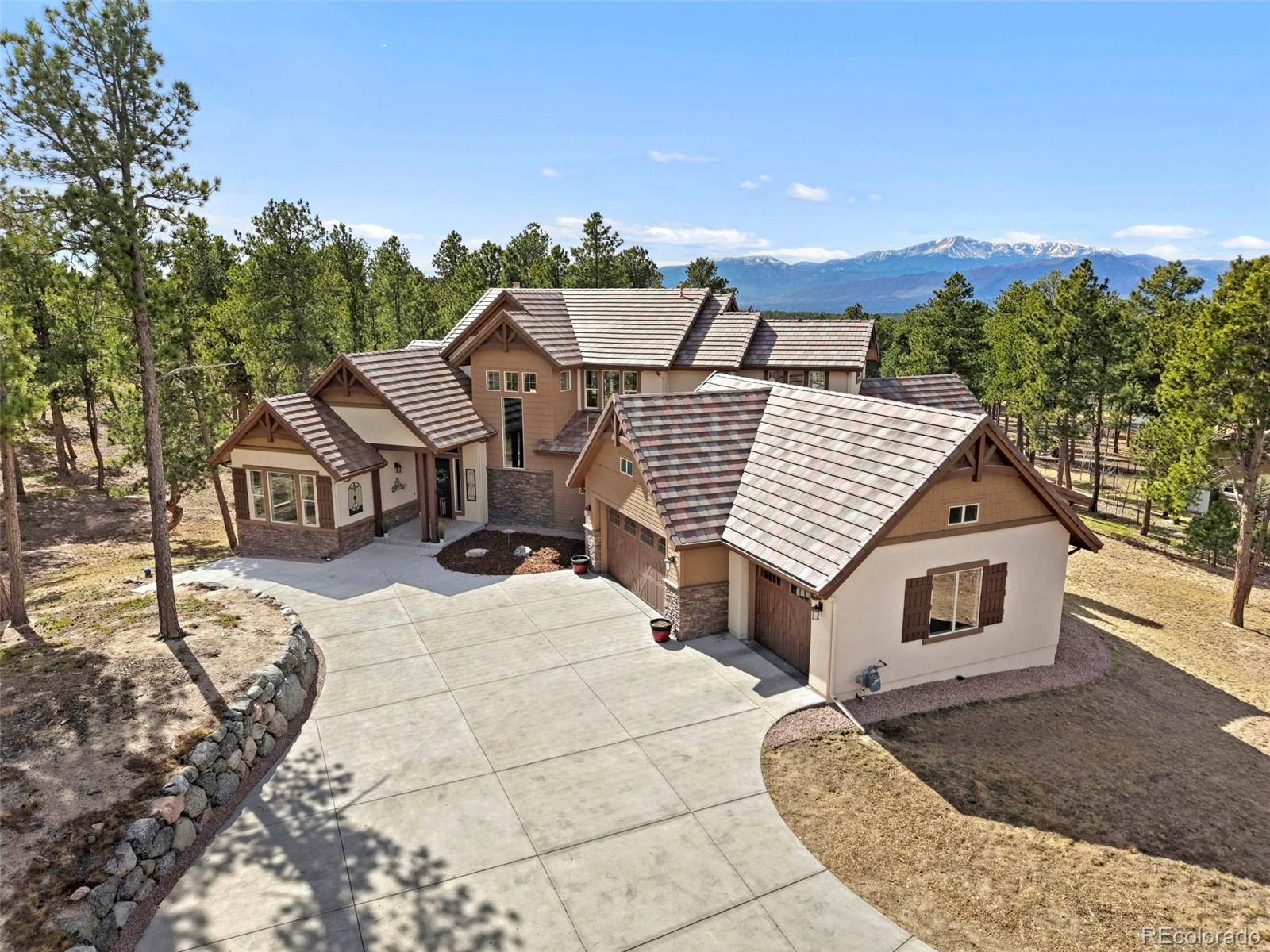 4255 Foxchase Way