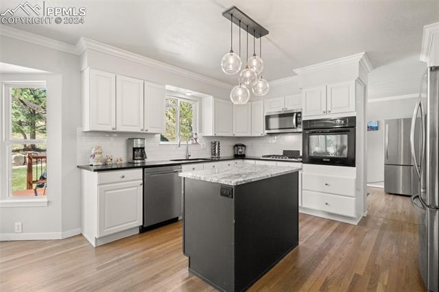 8450 Edgemont Way