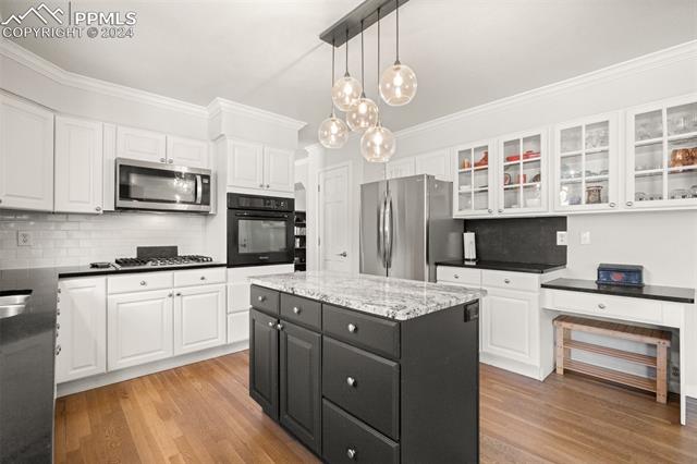8450 Edgemont Way