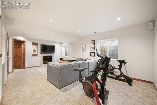 8450 Edgemont Way