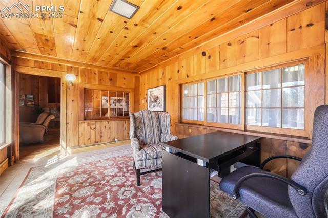 335 N Jefferson Street