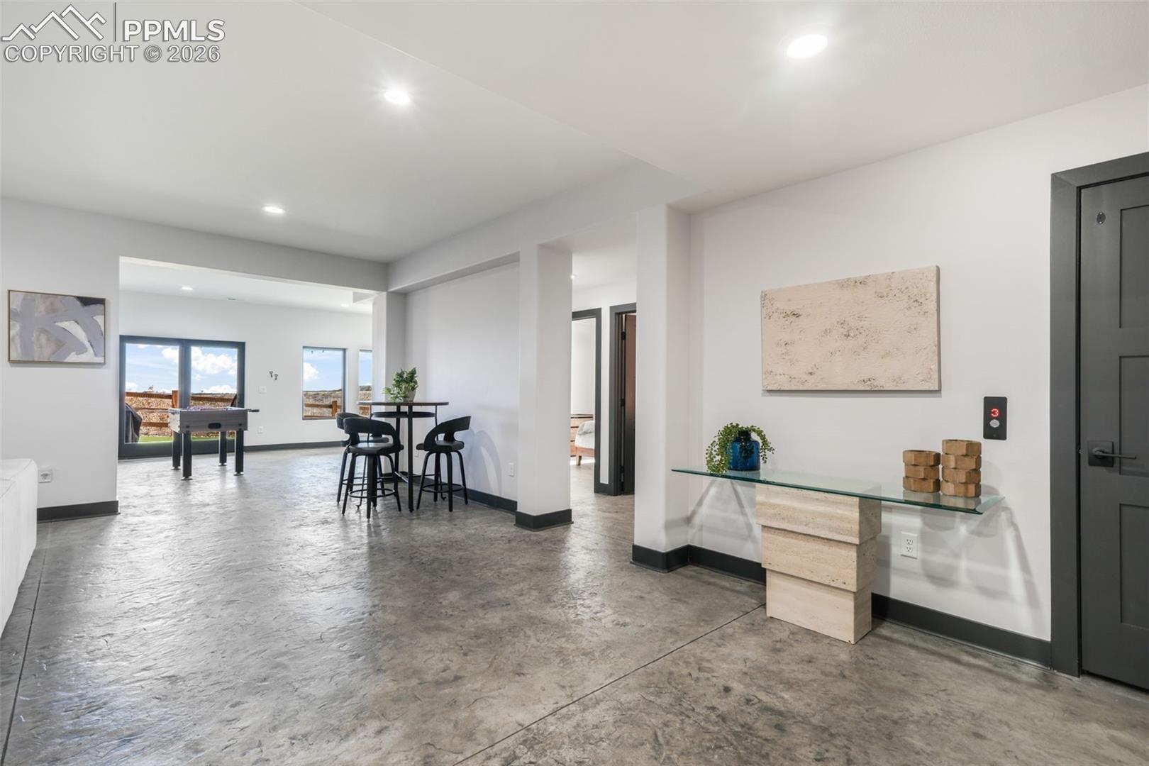 3655 Mesa Top Drive