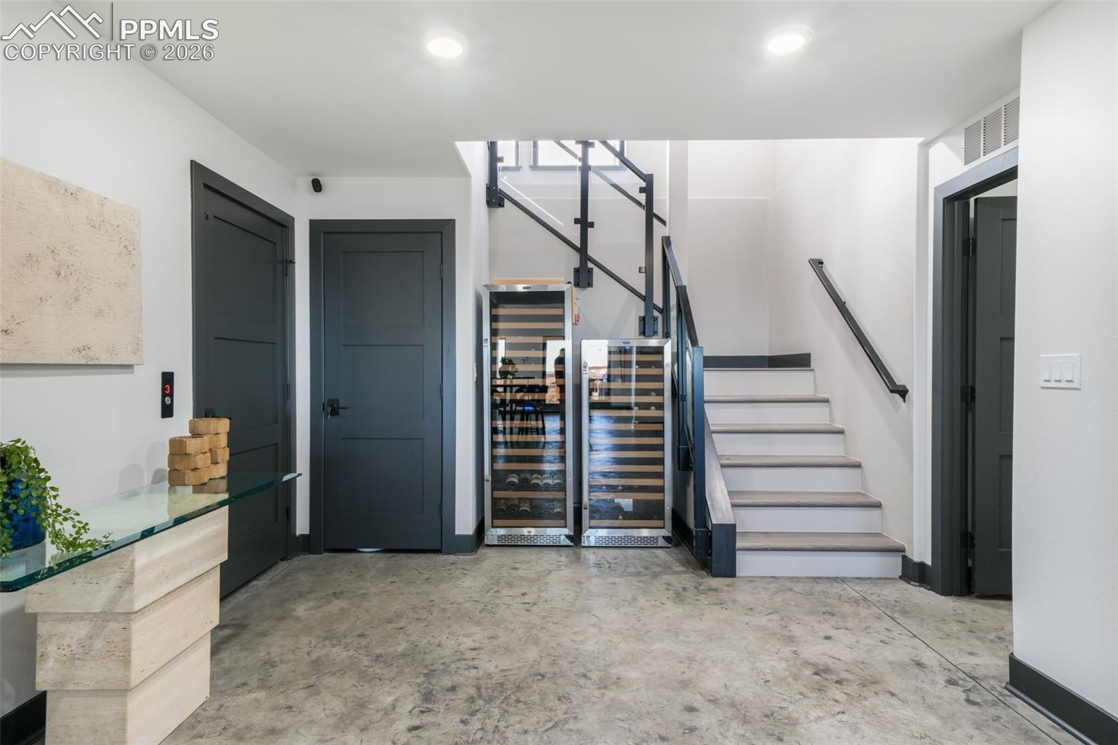 3655 Mesa Top Drive