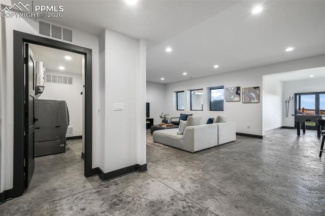 3655 Mesa Top Drive