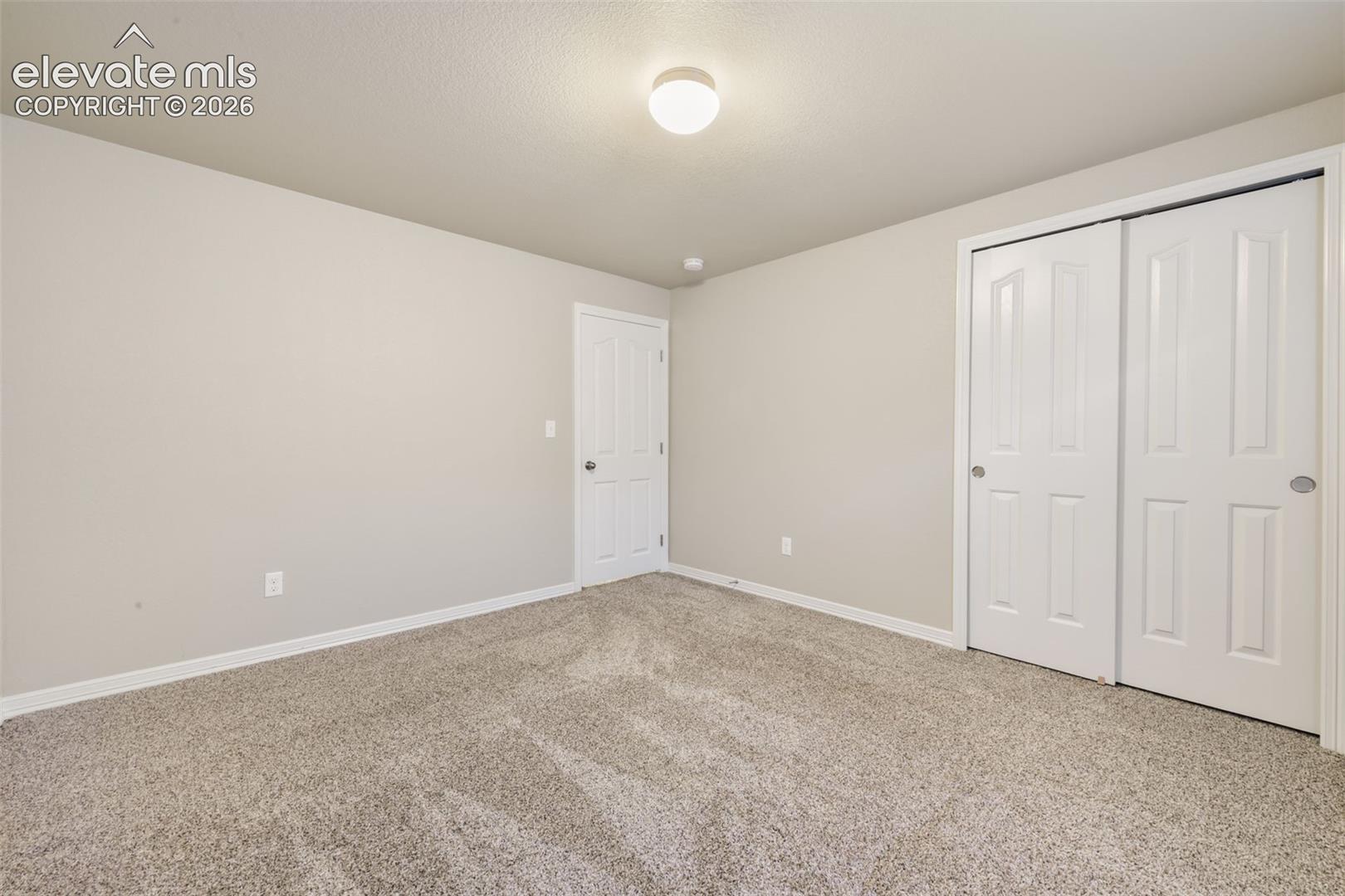 13867 Antelope Pass Place