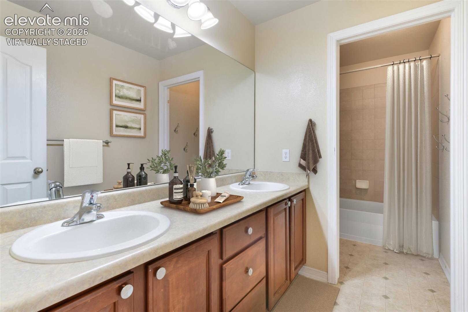 13867 Antelope Pass Place