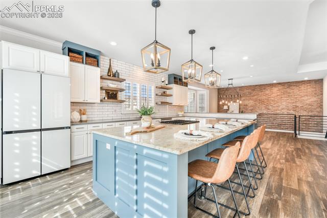 3215 Hollycrest Drive