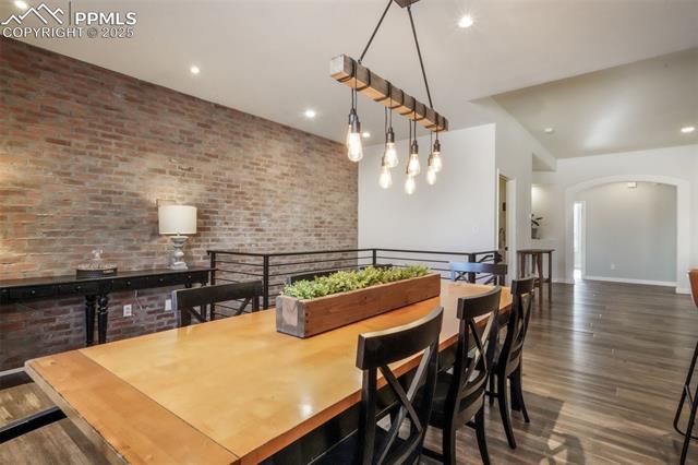 3215 Hollycrest Drive