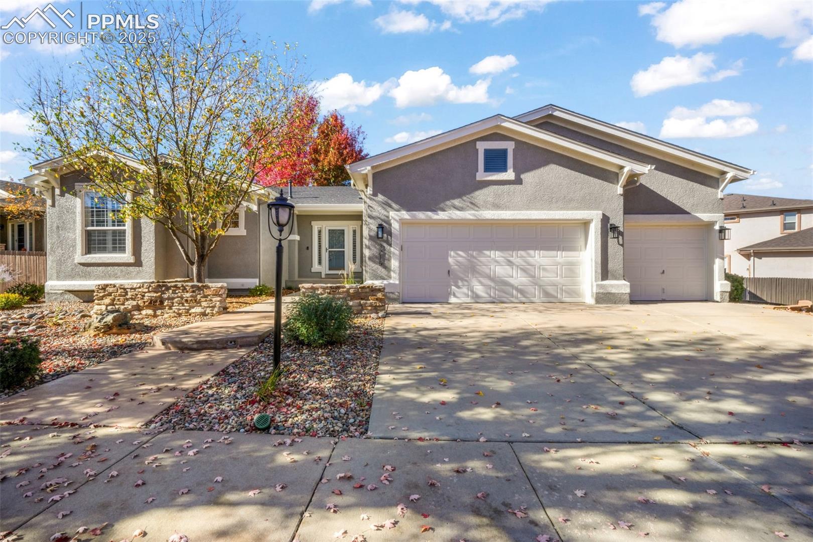 3215 Hollycrest Drive