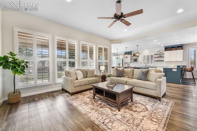 3215 Hollycrest Drive