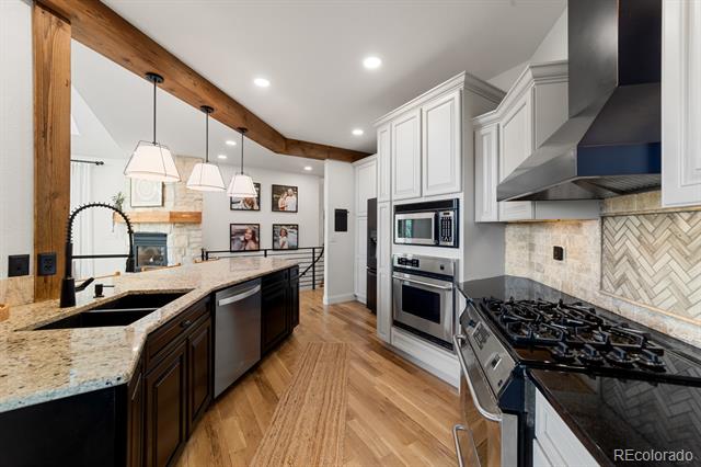 1158 Windflower Lane