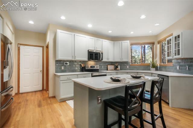 19140 Golden Arrow Circle