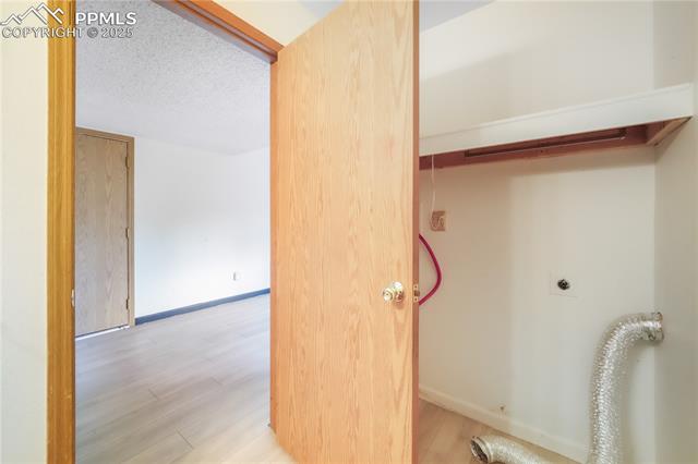 908 N Candlestar Loop