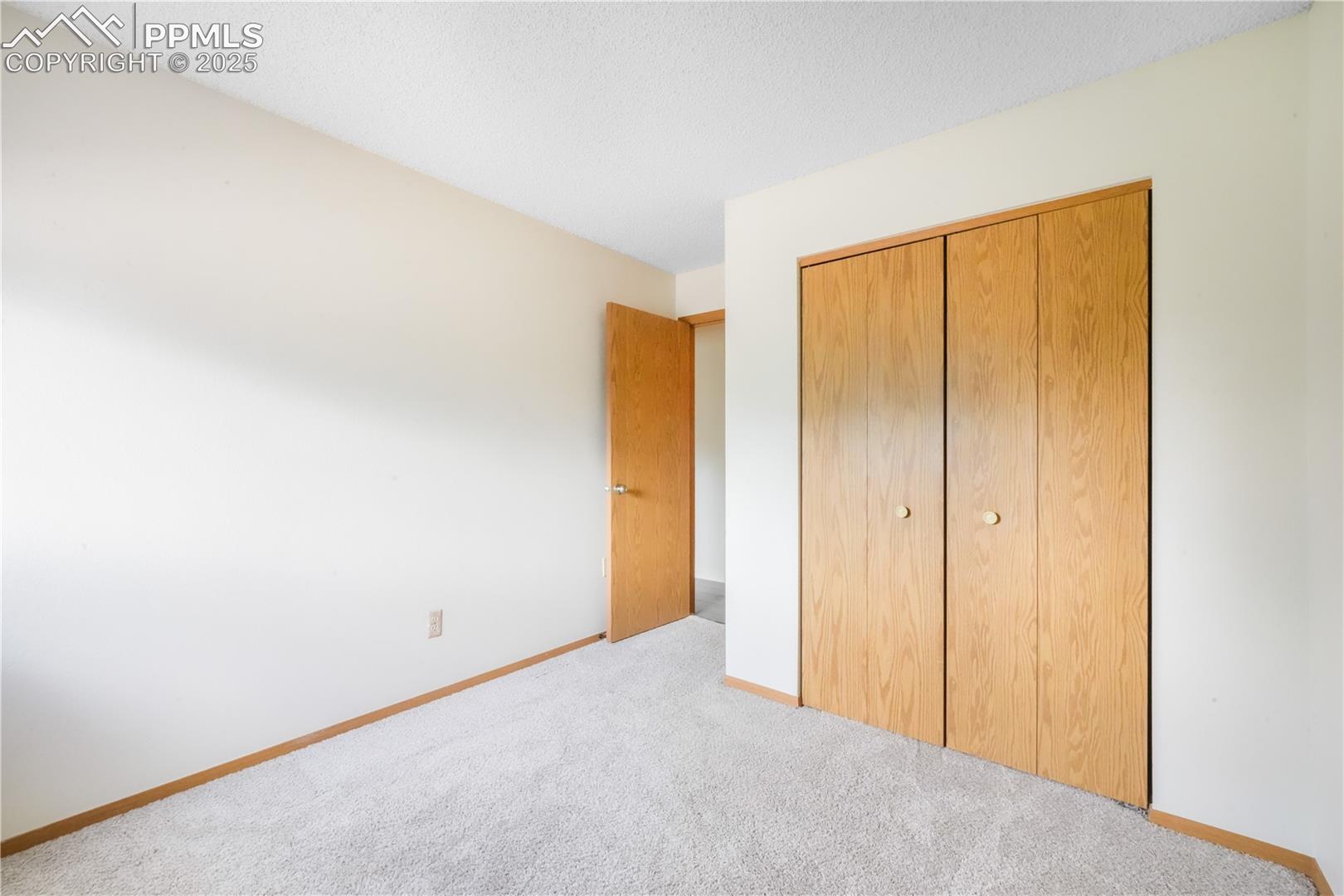 908 N Candlestar Loop