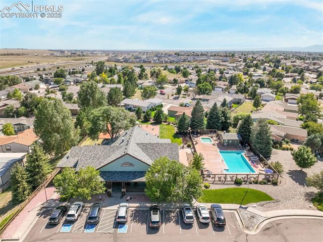 4163 Gray Fox Heights
