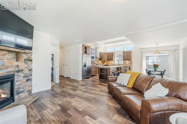 4163 Gray Fox Heights