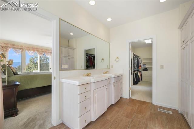 275 Tam O Shanter Way