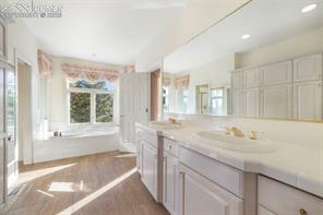 275 Tam O Shanter Way
