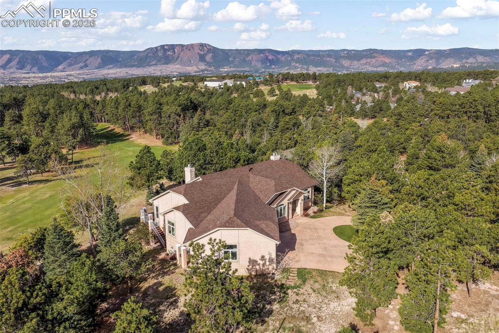275 Tam O Shanter Way