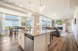 9521 Sideoats Court