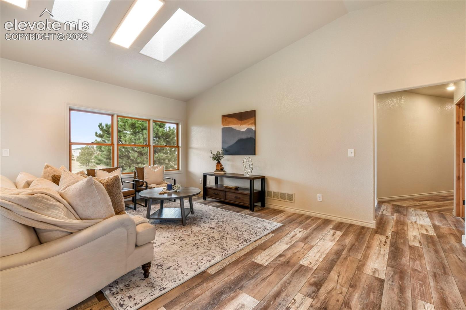 18050 Quarterhorse Lane