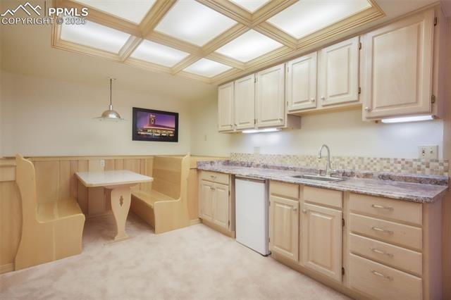 2880 Lake Meadow Drive