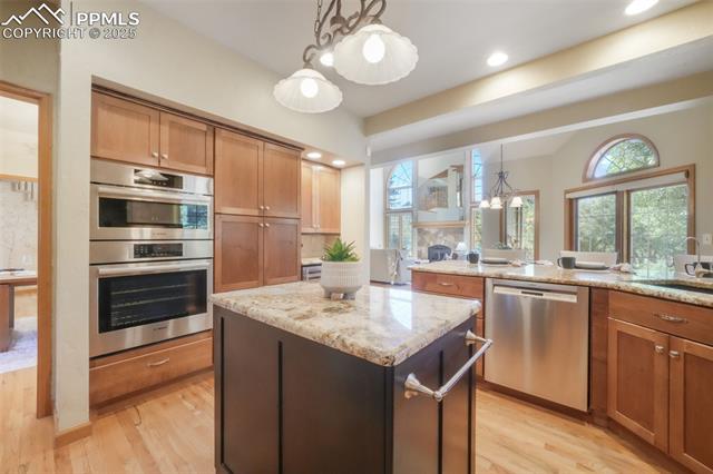 2880 Lake Meadow Drive