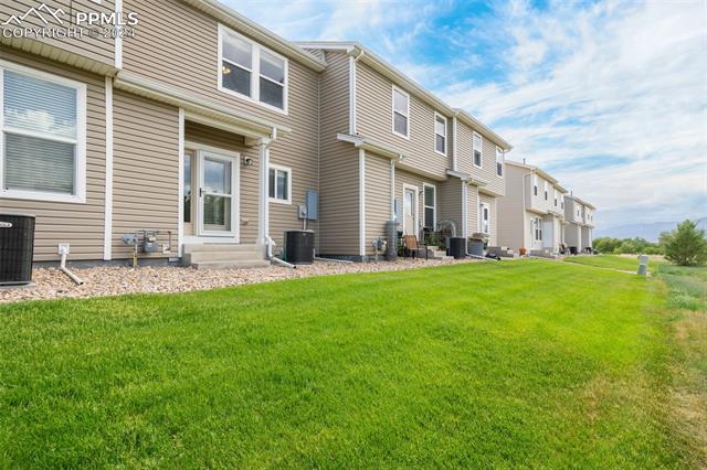 7239 Countryside Grove