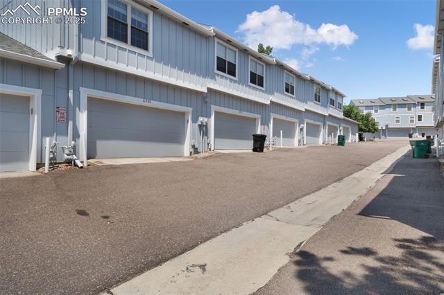 6985 Los Reyes Circle