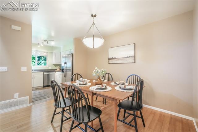 6985 Los Reyes Circle