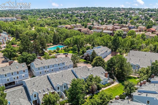 6985 Los Reyes Circle