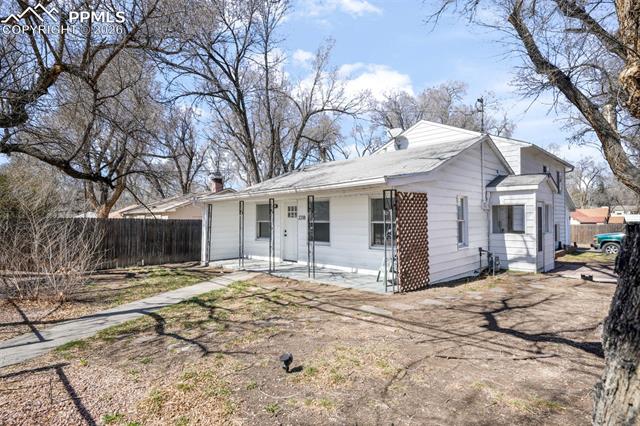 2218 E St Vrain Street