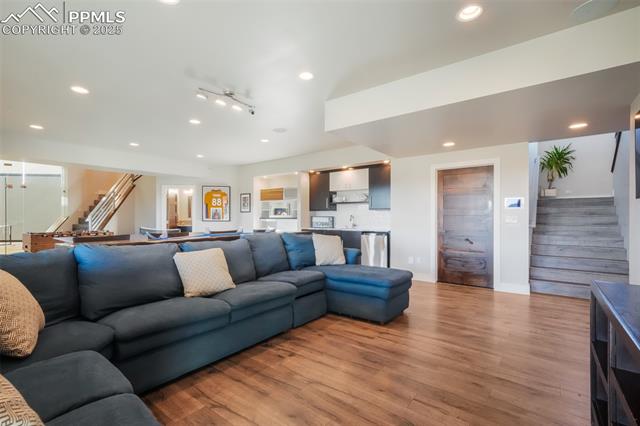 19647 Guildford Court