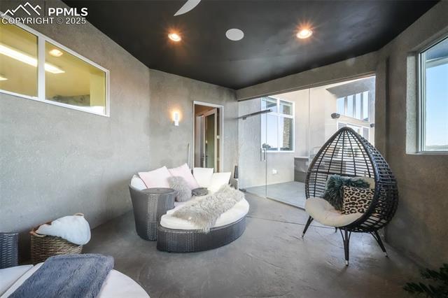 19647 Guildford Court