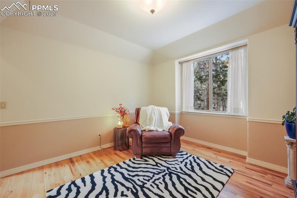 1132 Longspur Lane