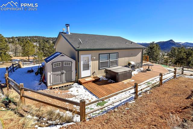 28 E Nevada Circle