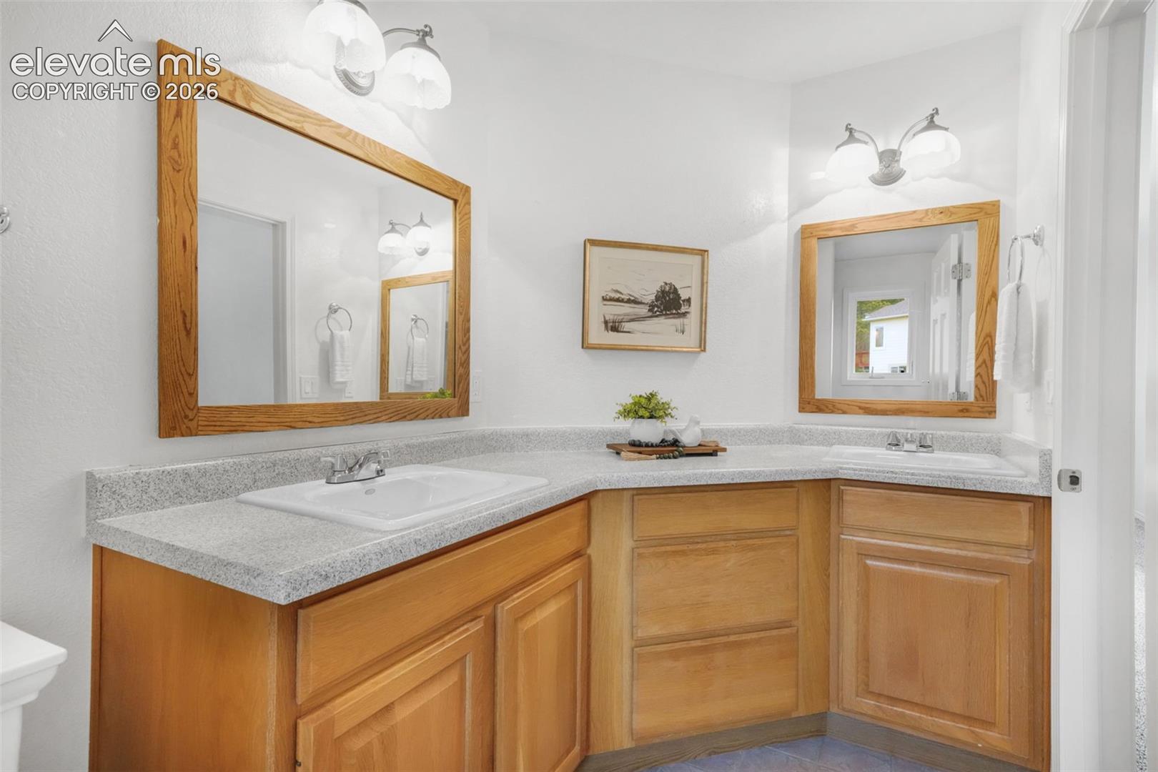 3555 Range View Road
