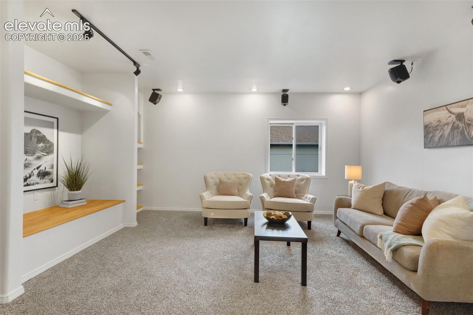 3555 Range View Road