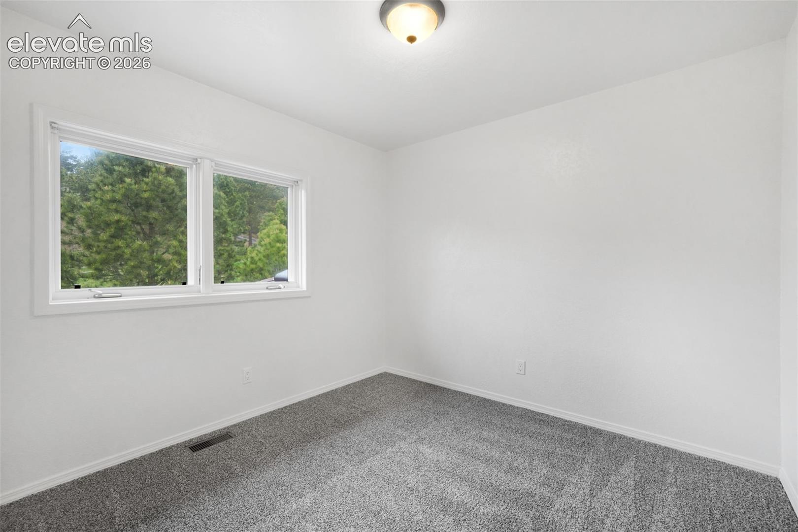 3555 Range View Road