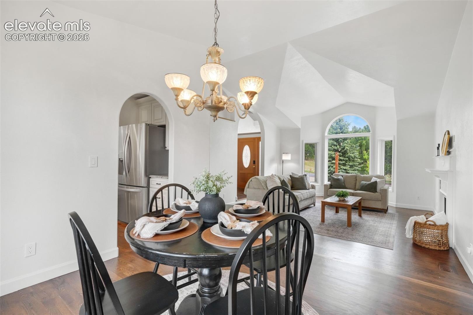 3555 Range View Road