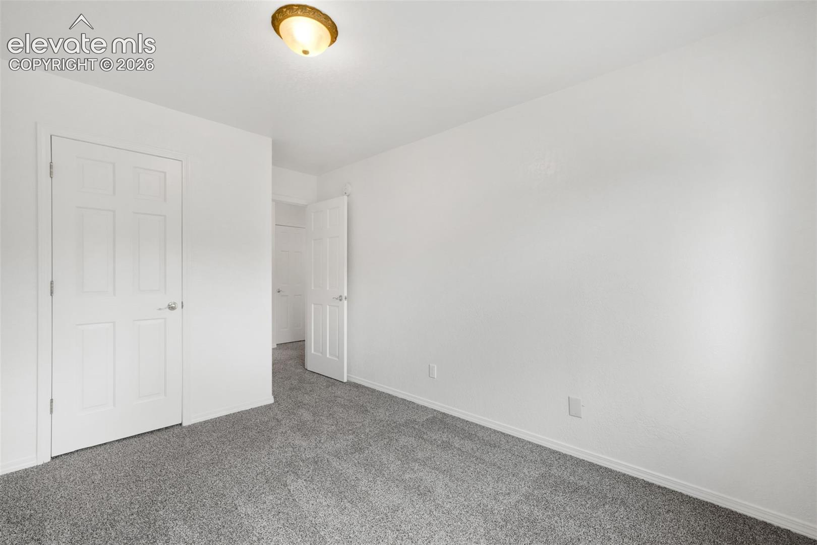 3555 Range View Road
