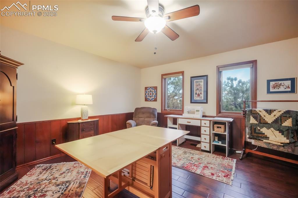 5065 Cliff Point Circle