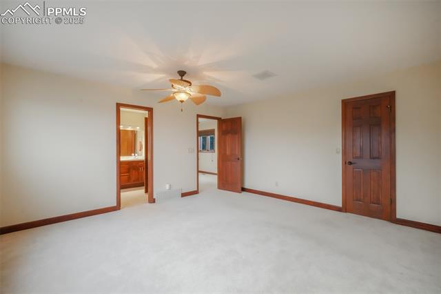 5065 Cliff Point Circle