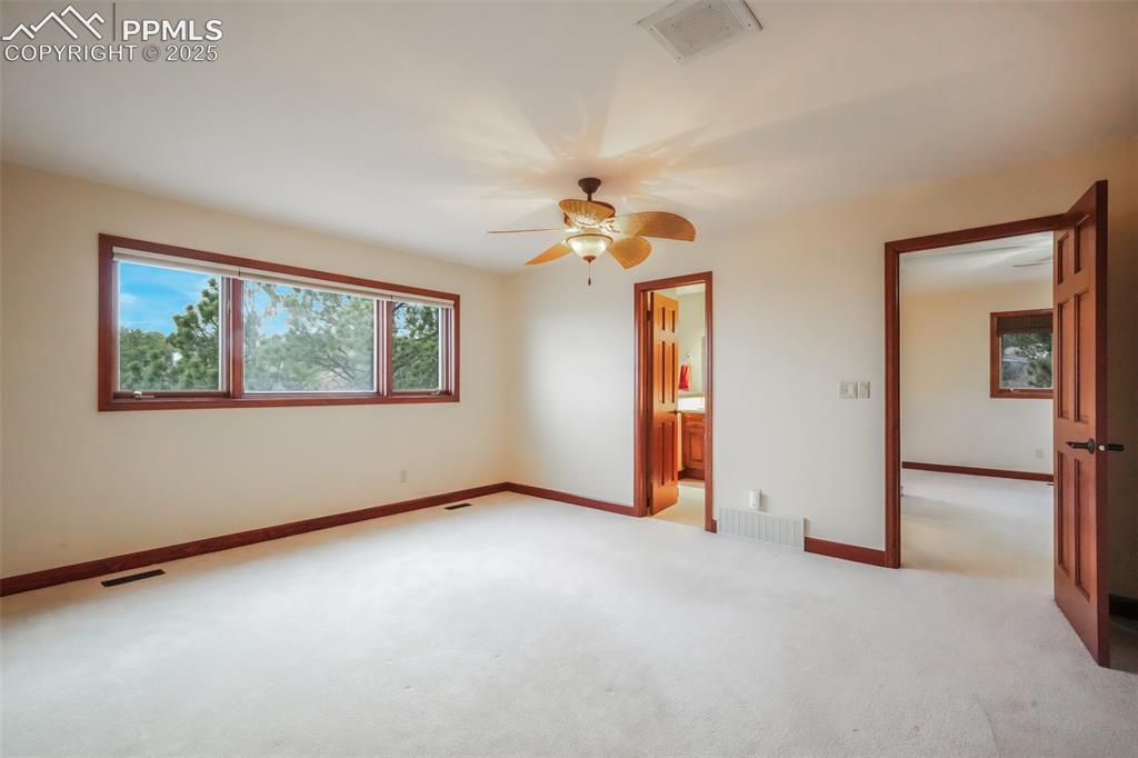 5065 Cliff Point Circle